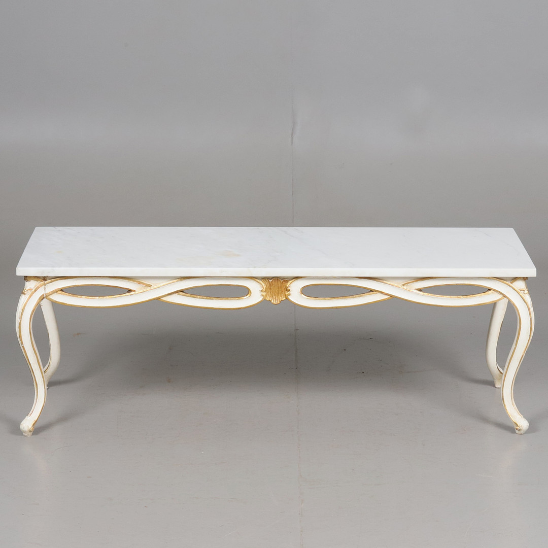 BORD. Trästomme med marmorskiva, plakettmärkt Palladio made in Italy, 1950/60-tal.