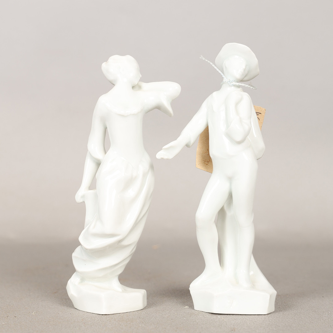 TWO ROYAL WORCESTER FIGURINES FROM THE GLYNBOURNE SERIES MODELLED BY NEAL FRENCH (2).