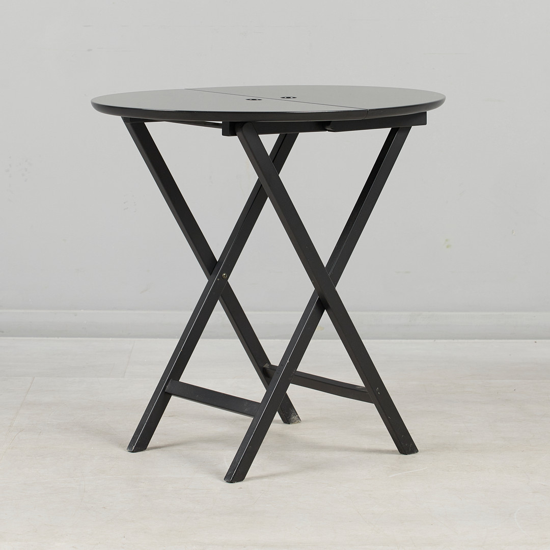 ROMEO SOZZI. Promemoria. Serviertisch / Klapptisch, Modell 'Battista', Holz, Entwurf 1978, Italien.