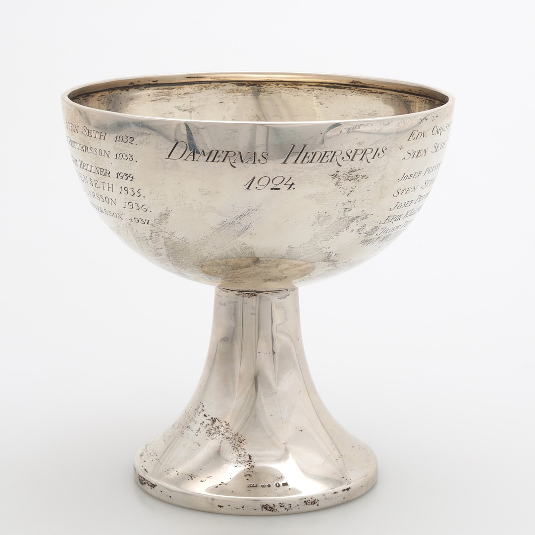 POKAL, silver, CG Hallberg, Stockholm 1924, vikt 285 gram.