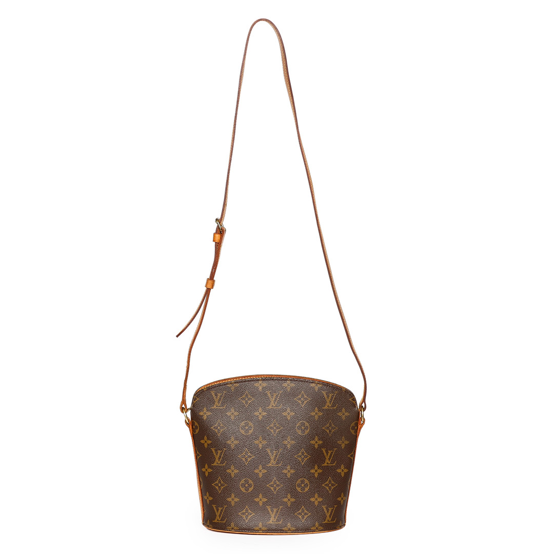 LOUIS VUITTON. Skuldertaske" Drouot " taske af monogram canvas og læder. Frankrig.