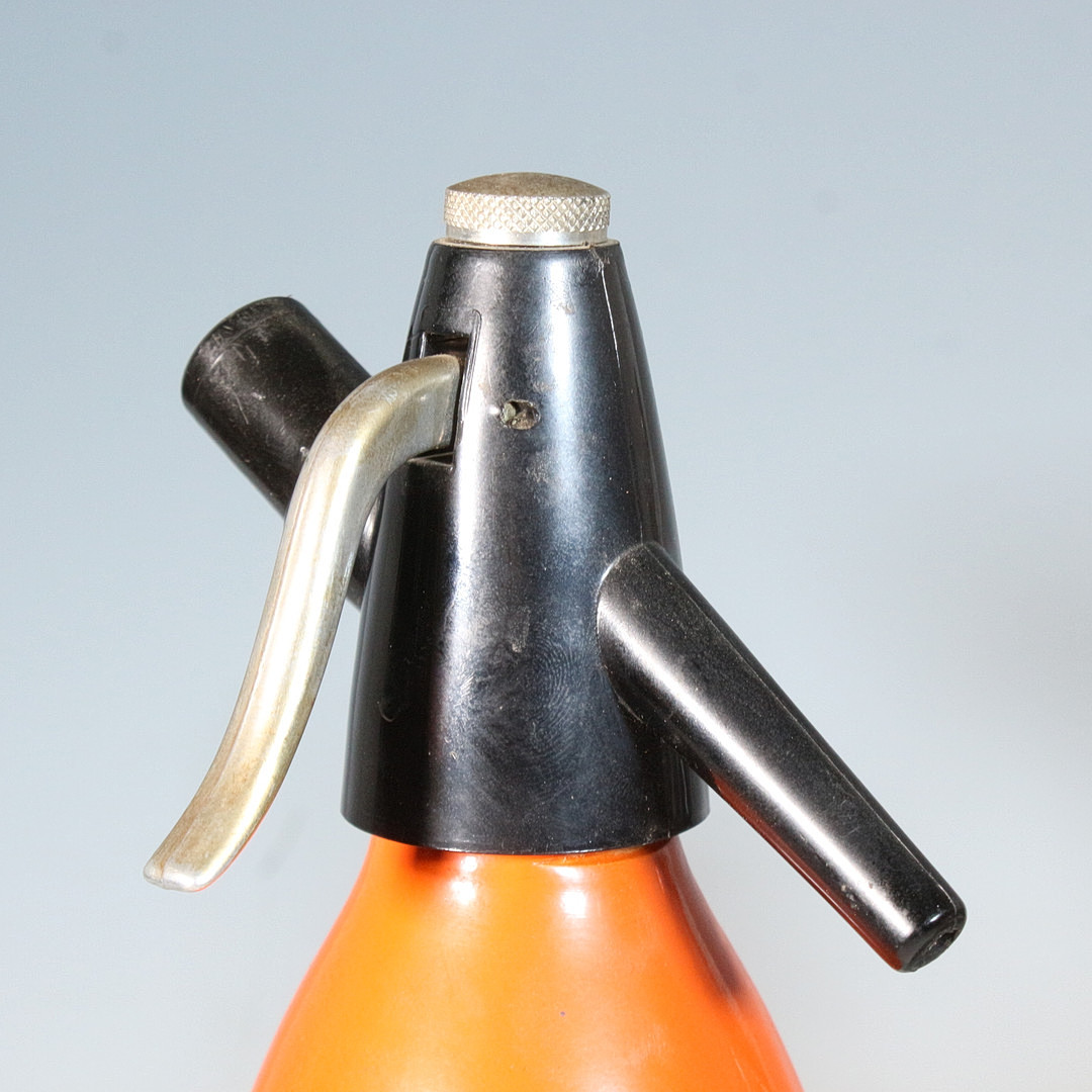 4 Sodasiphons u.a. aus Deutschland, Österreich und England von den Marken kayser, Heimsyphon und BOC.