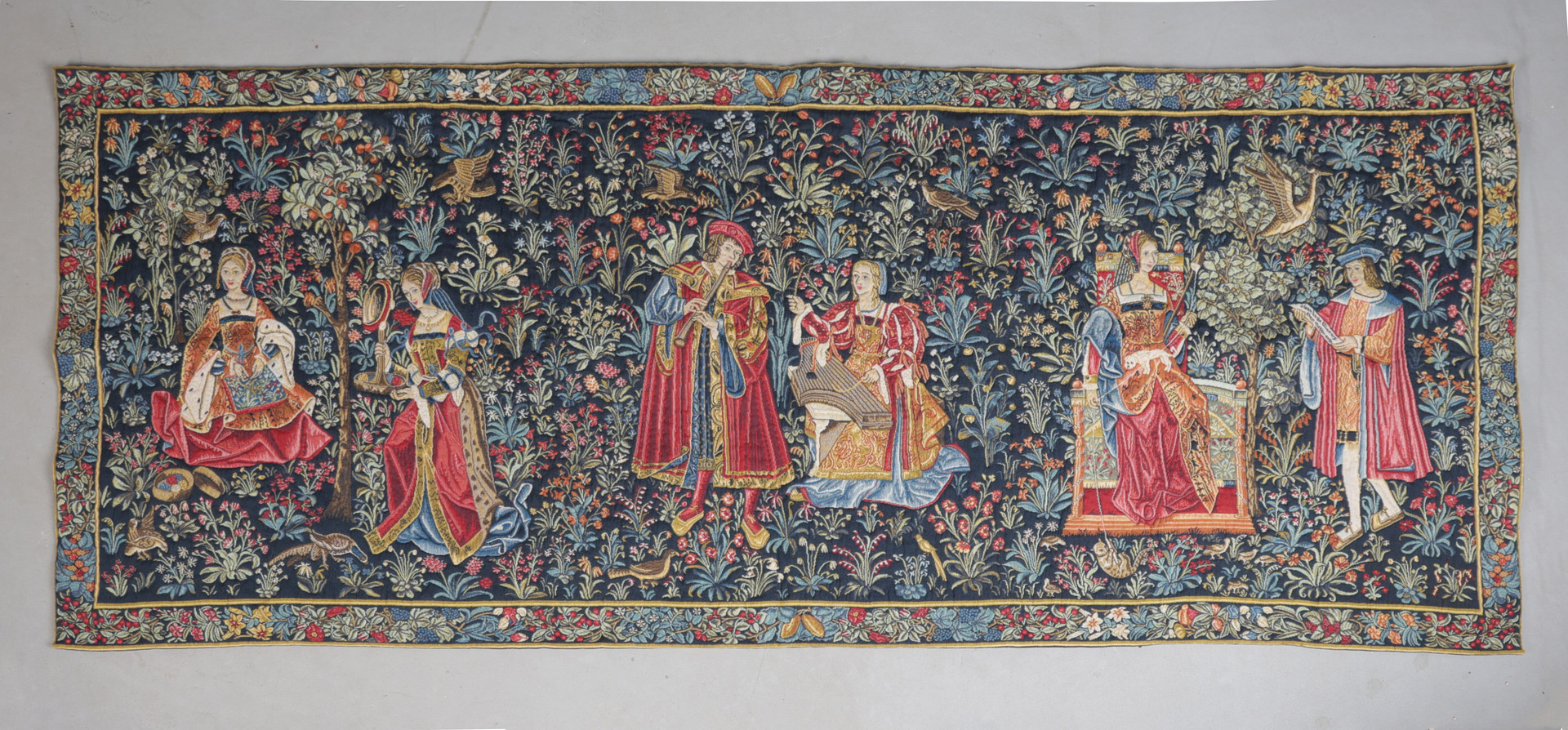 A METRAX TAPESTRY BY LES ATELIERS DES BORDS DE LOIRE.