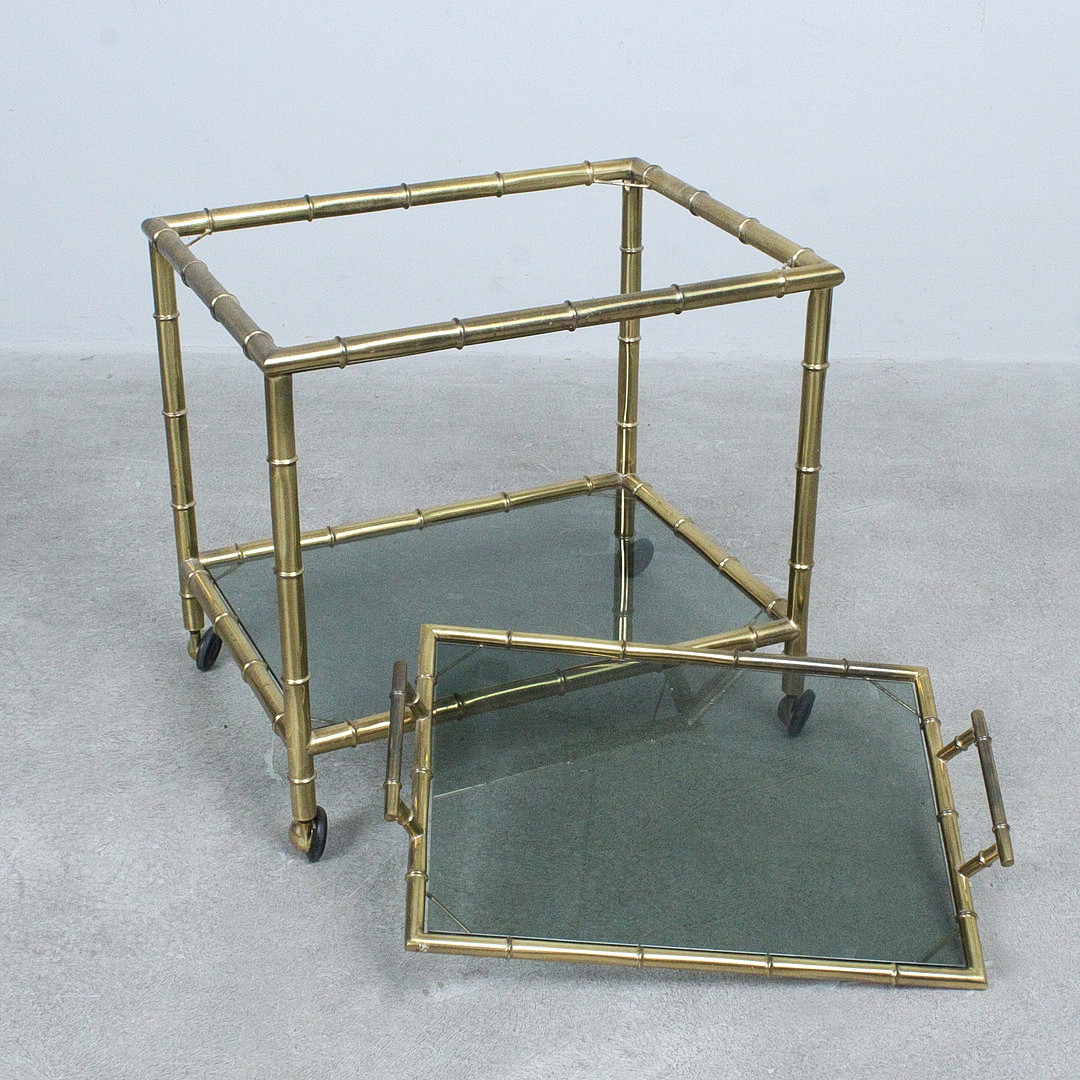 Teewagen / Barwagen in Bambusoptik aus Messing und Glas, 1970er Jahre.
