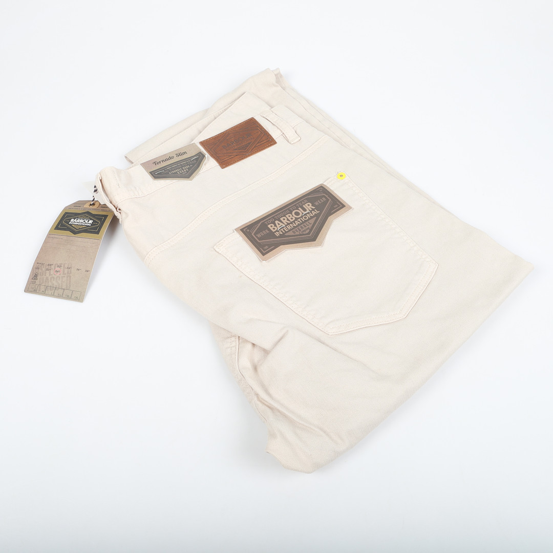 HERRJEANS, "Tornado Slim", Barbour, England.