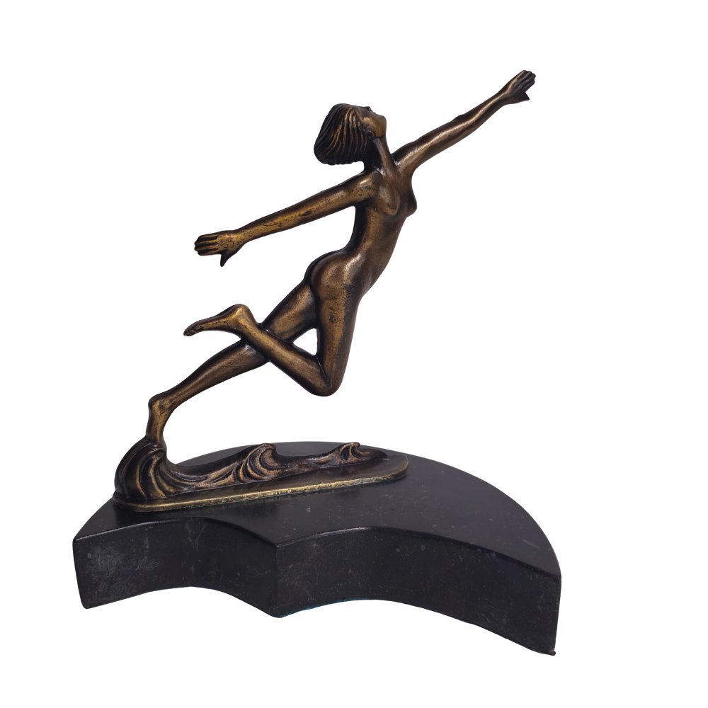 Escultura art-deco.