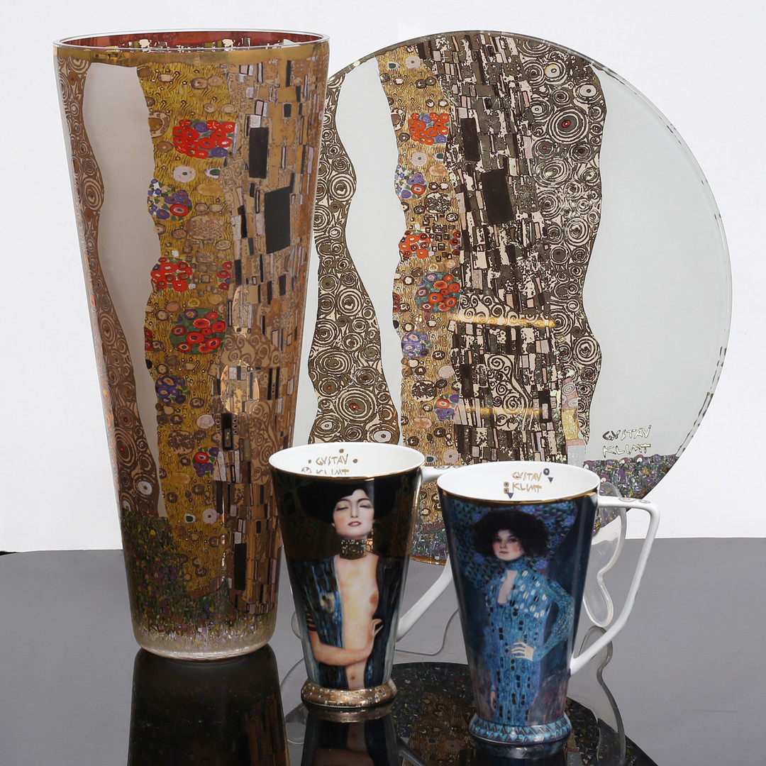 GUSTAV KLIMT. Glas samt porslinsföremål, 4 delar, Goebel.