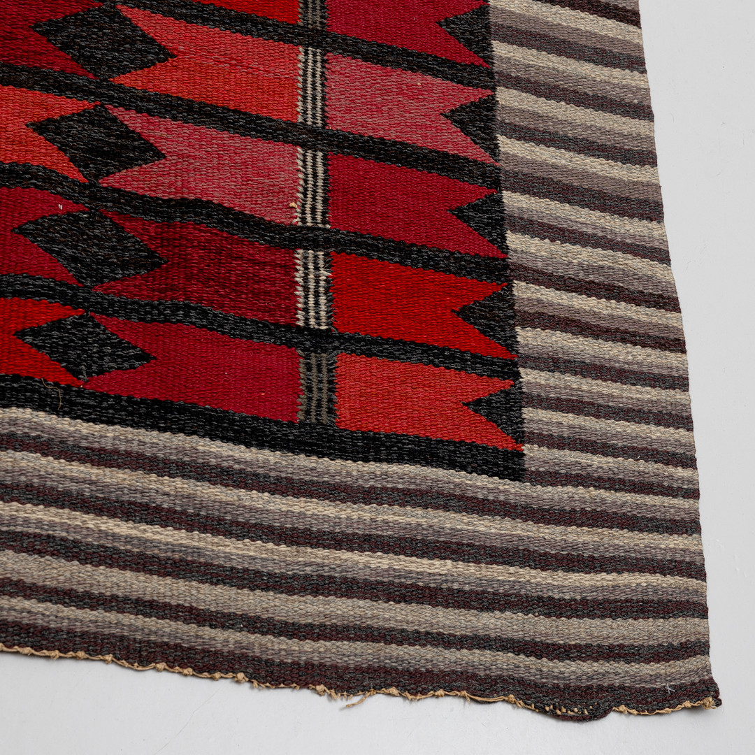 MATTA, röllakan, ca 205 x 115 cm.