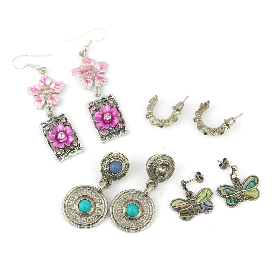 FOUR PAIRS OF EARRINGS.