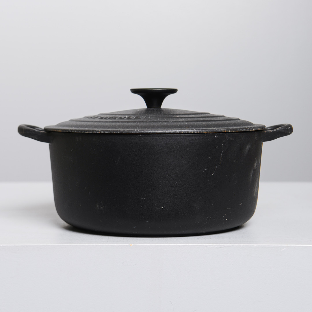 LE CREUSET, gjutjärnsgryta, modell 24.