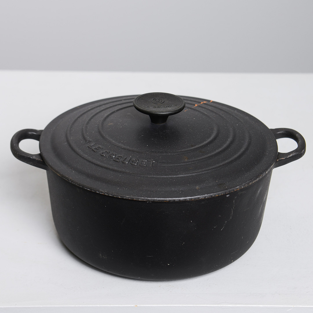 LE CREUSET, gjutjärnsgryta, modell 24.