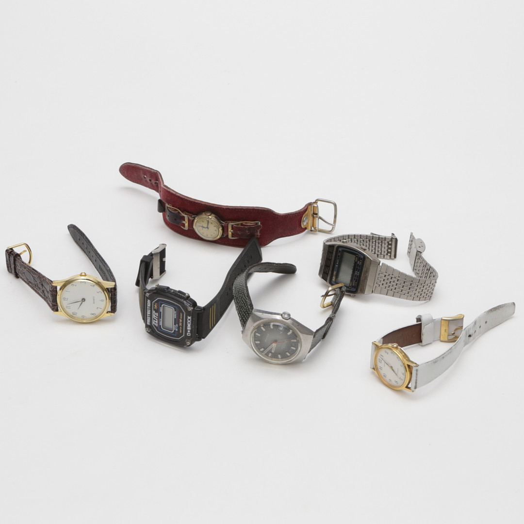 ARMBANDSUR, 6 st, bland annat Rutina.