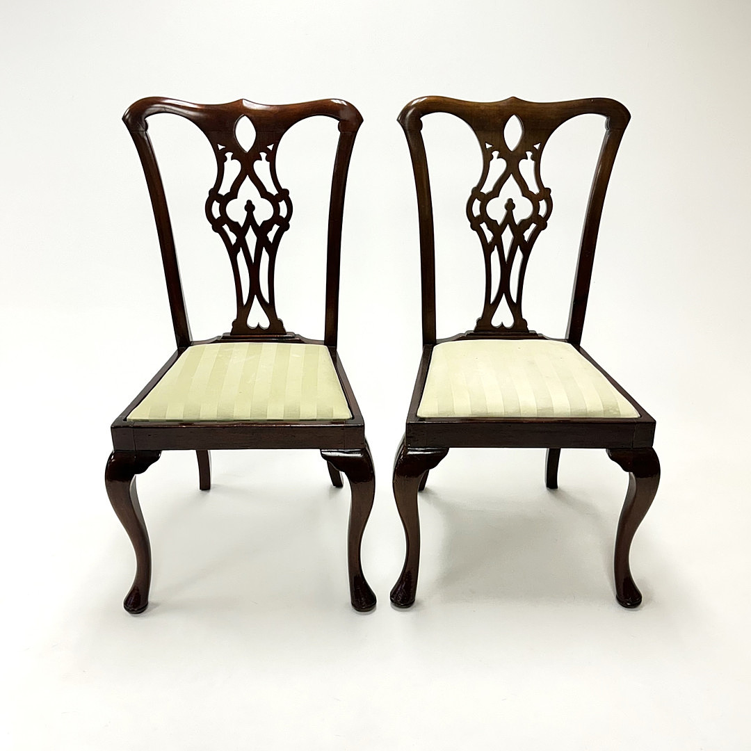 PAIR OF MAHOGANY CHAIRS.