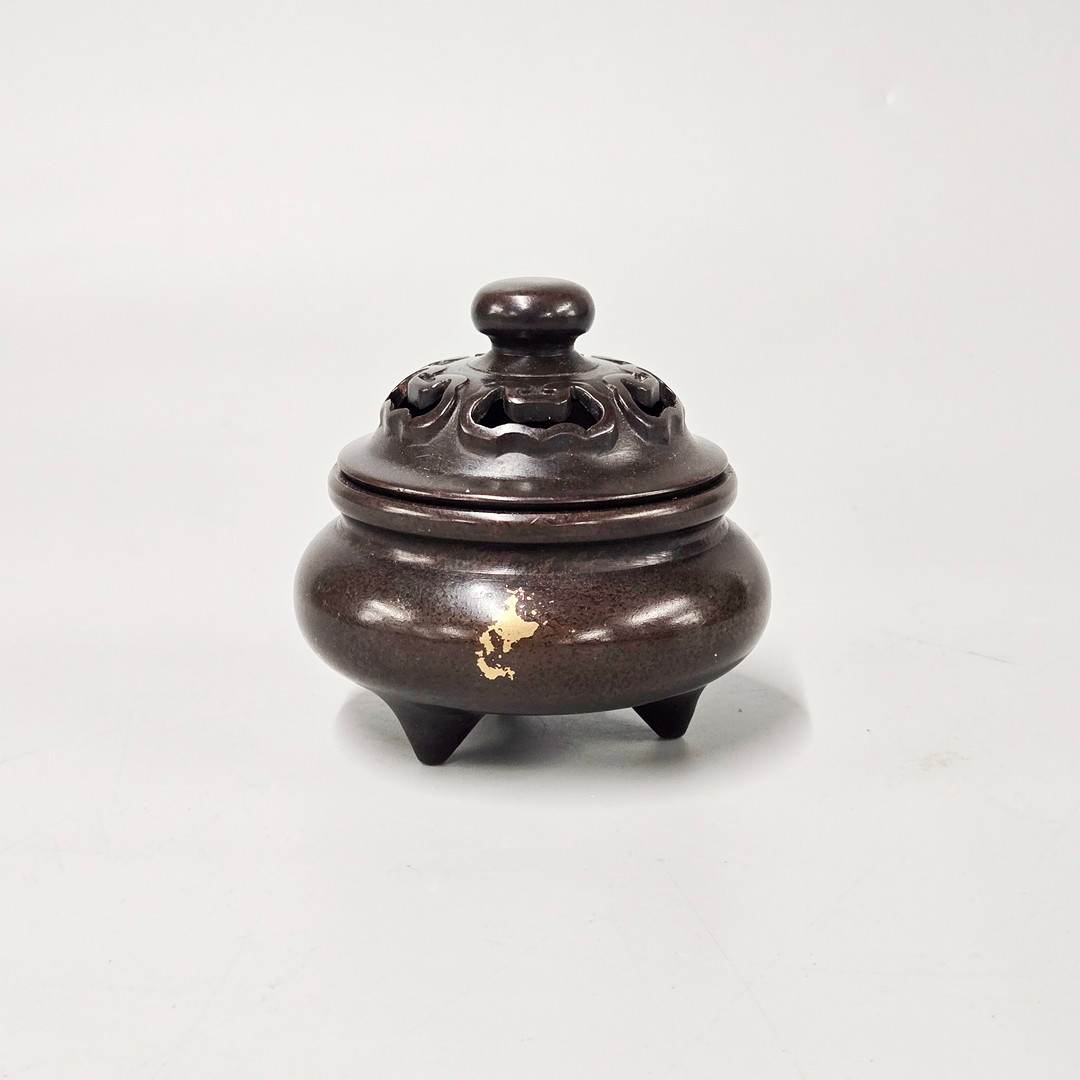 CHINESE GOLD SPLASH CENSER.
