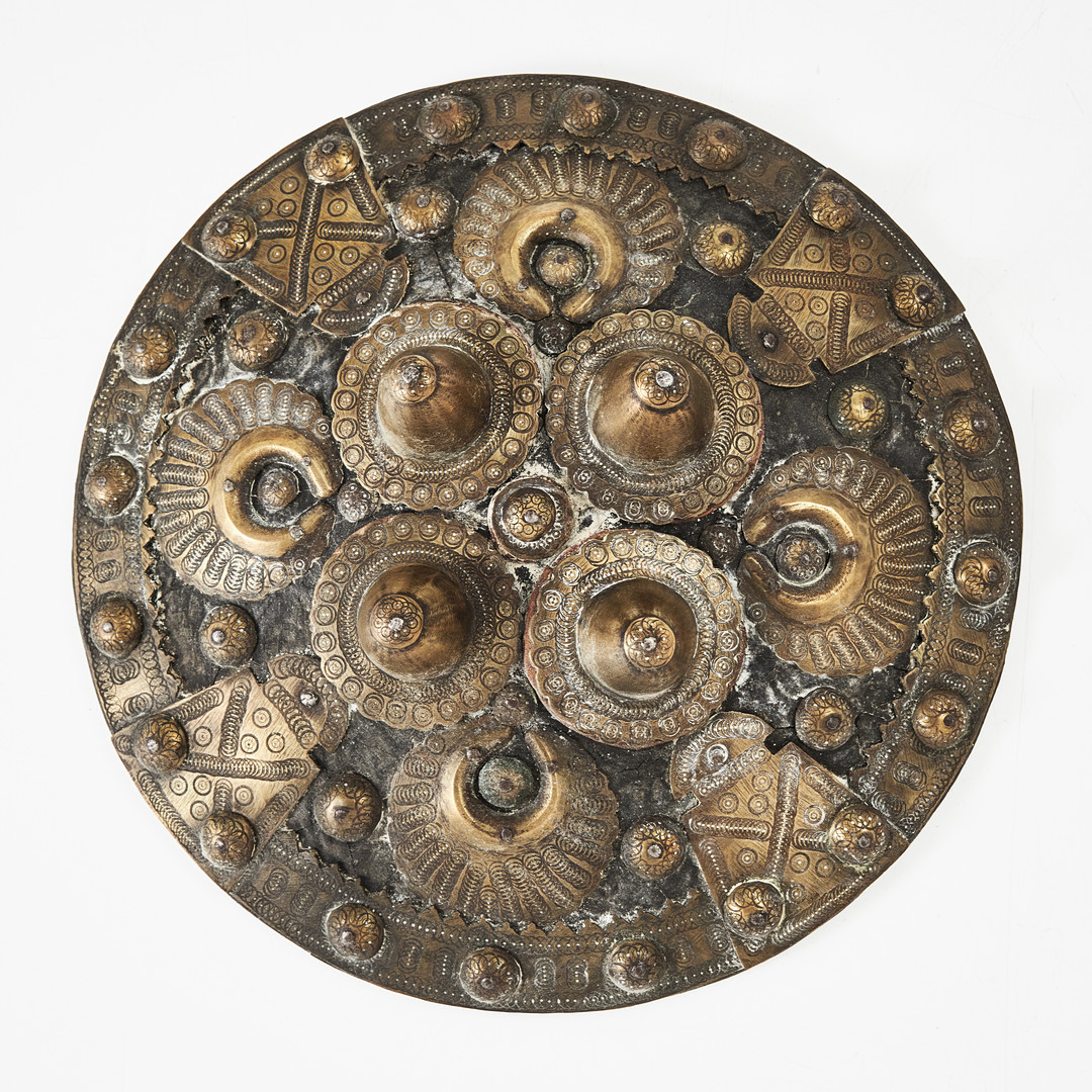 SKÖLD, Dhal, indo-persisk, 1800-tal, mässing.
