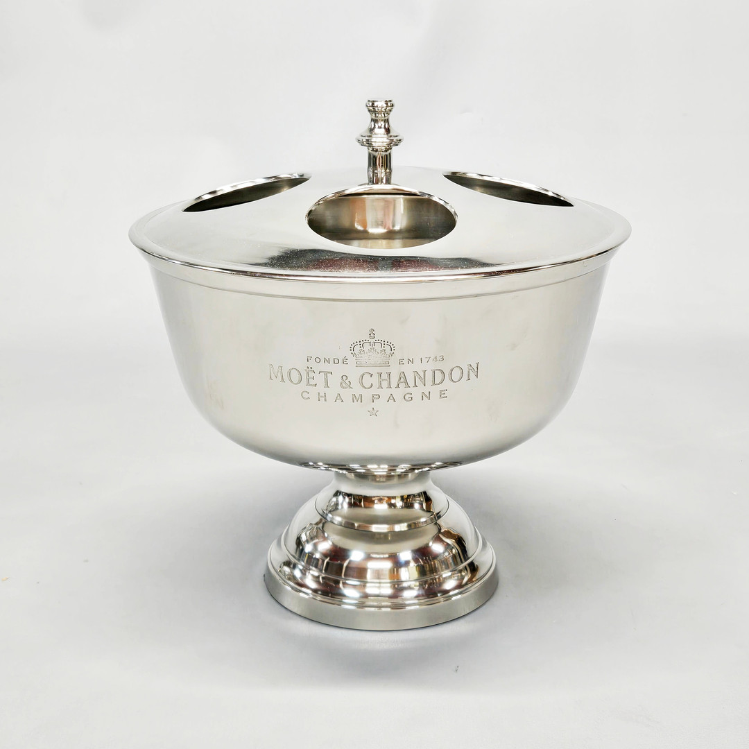 ADVERTISING CHAMPAGNE COOLER.