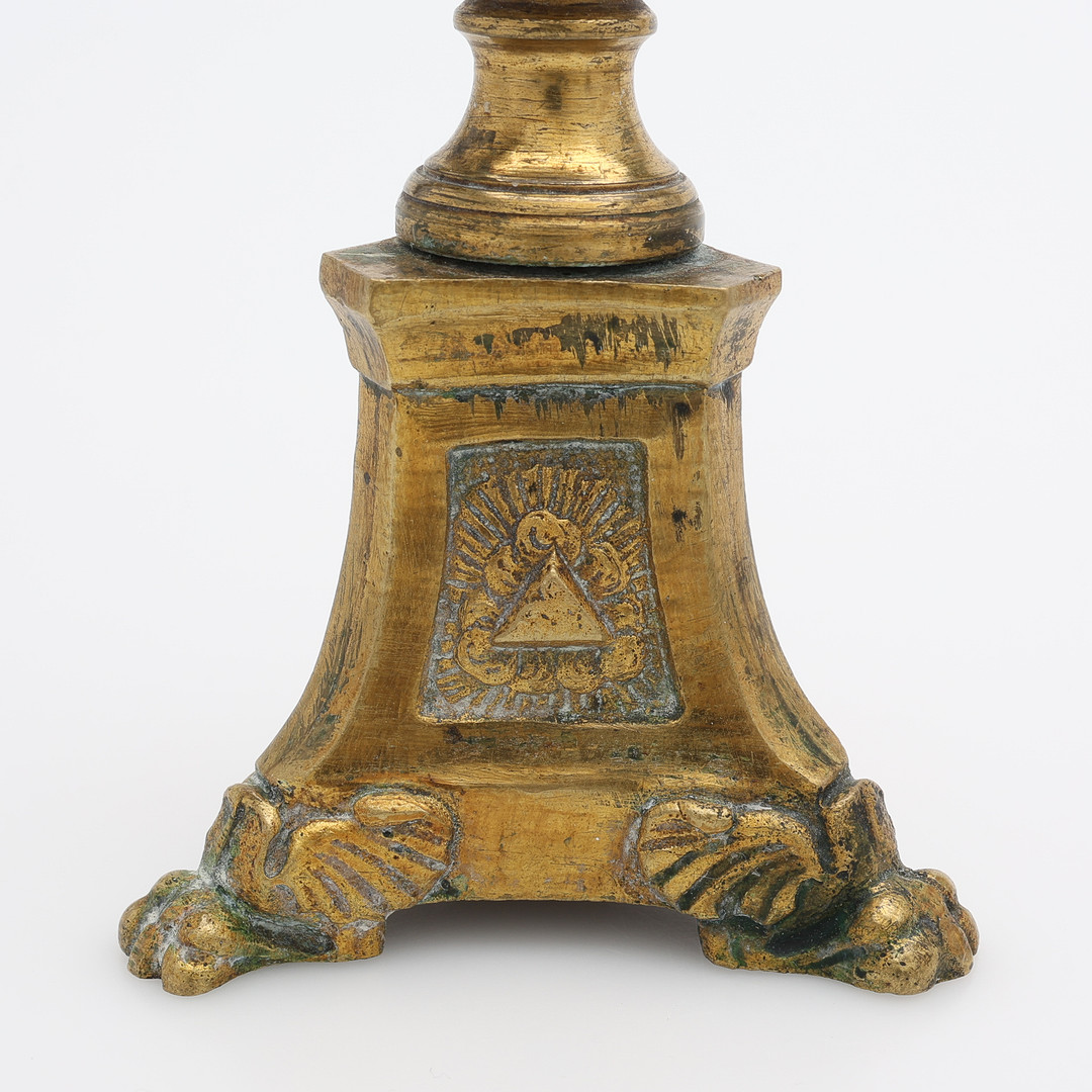 LJUSSTAKAR, ETT PAR, BRONS/MÄSSING, BAROCKSTIL, 1800-TALETS SLUT.