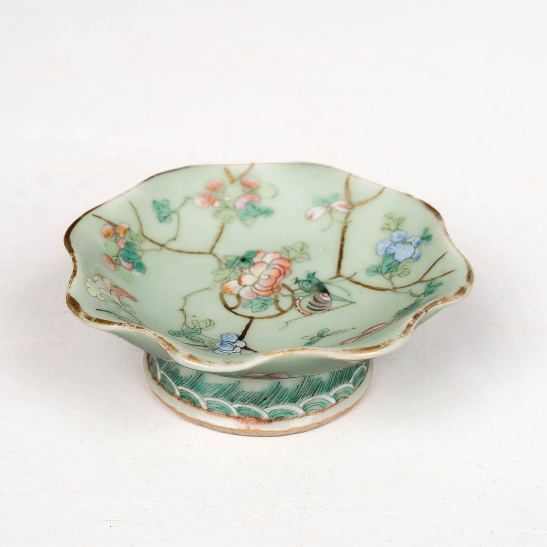 SKÅL på fot, Porslin, Celadon, 1800/1900-tal.