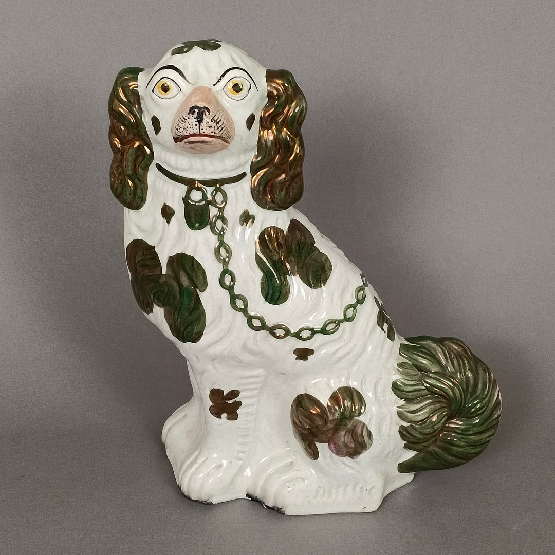 Staffordshire Spaniel - England, Ende 19. Jh. / um 1900, Keramik.