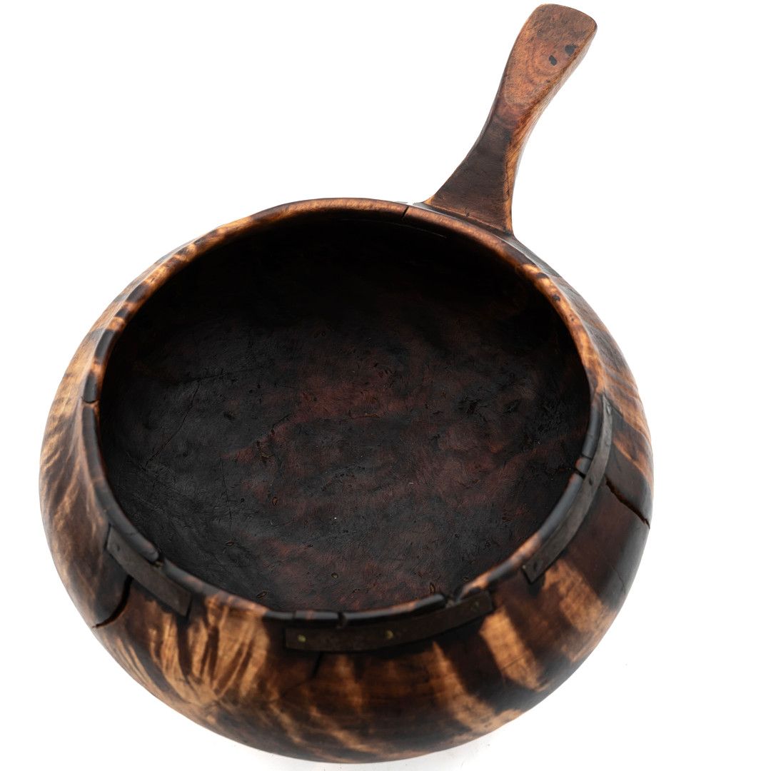 NÁPPHI/MJÖLKSTÄVA, sameslöjd, björk. 1800-tal.