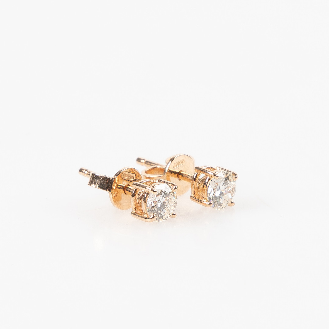 ÖRHÄNGEN, 18K guld med briljantslipade diamanter totalt ca 0.61 ct.