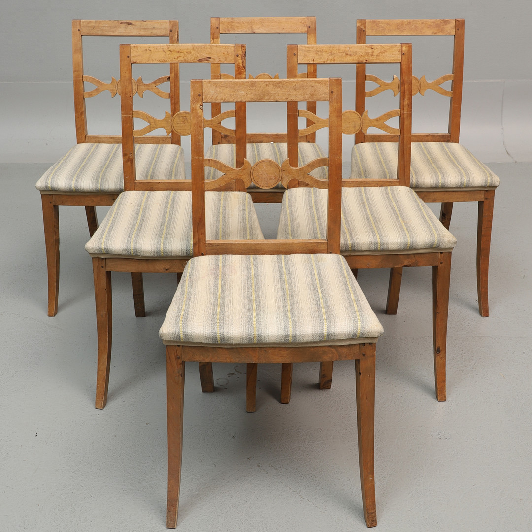 STOLAR med klädd sits, 6 st, trä och textil, 1900-talets första hälft.