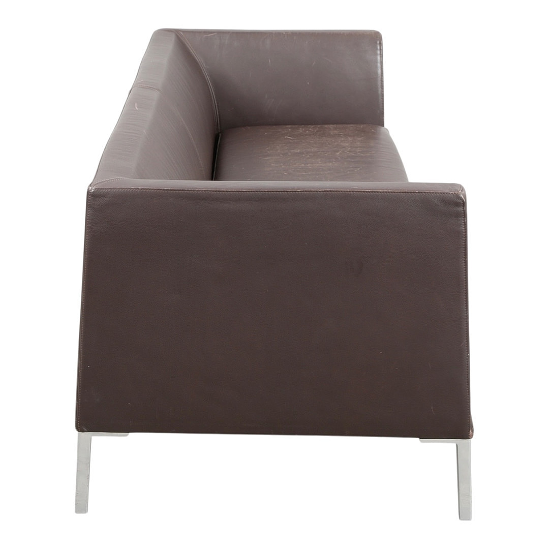 PETER HIORT-LORENZEN & JOHANNES FOERSOM. Paustian. Tre-personers sofa, brunt læder.