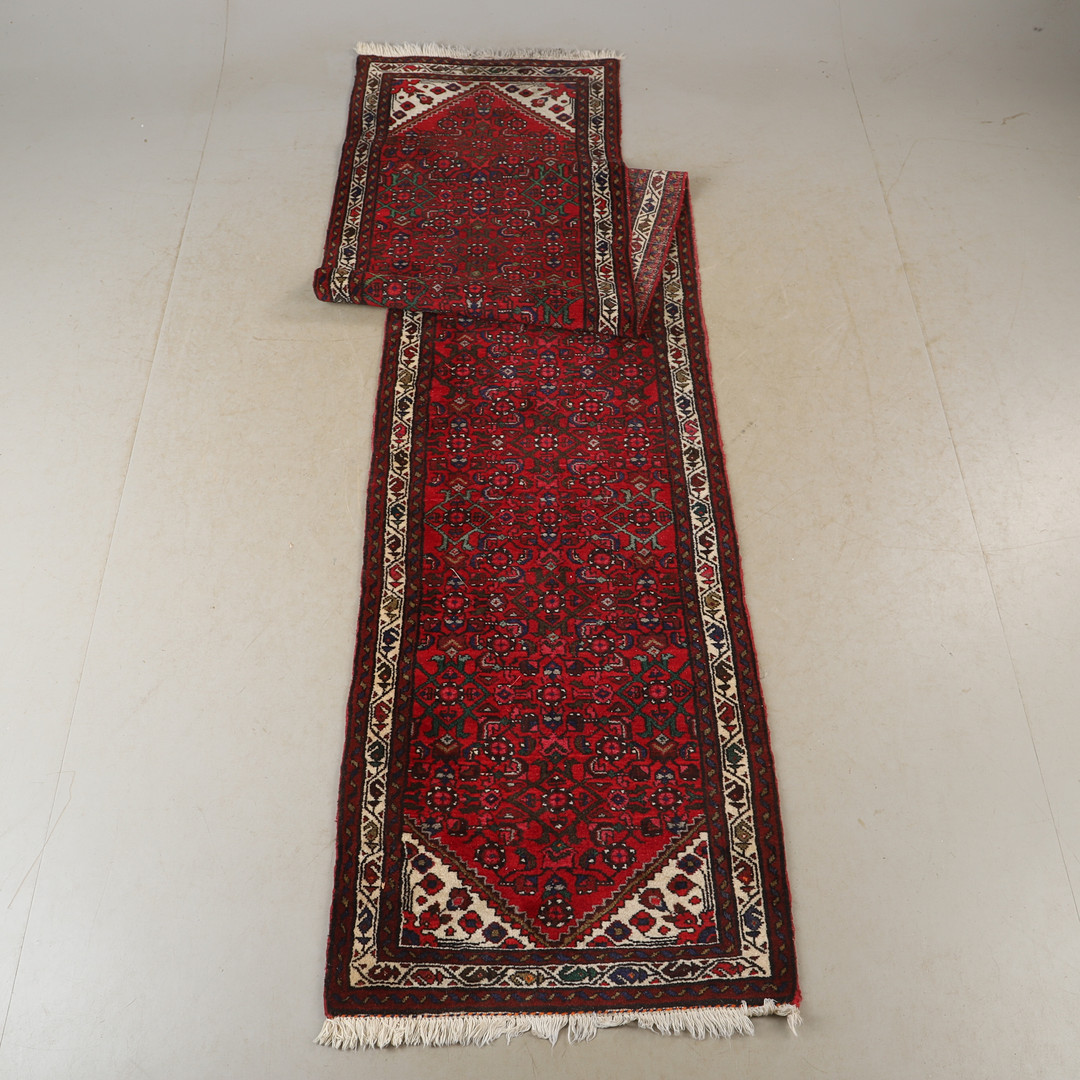 MATTA, orientalisk, 427 x 84 cm.