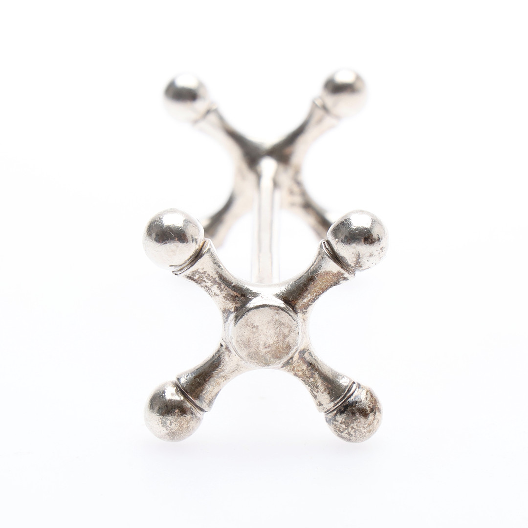 PAIR OF GEORGE V SILVER KNIFE RESTS.