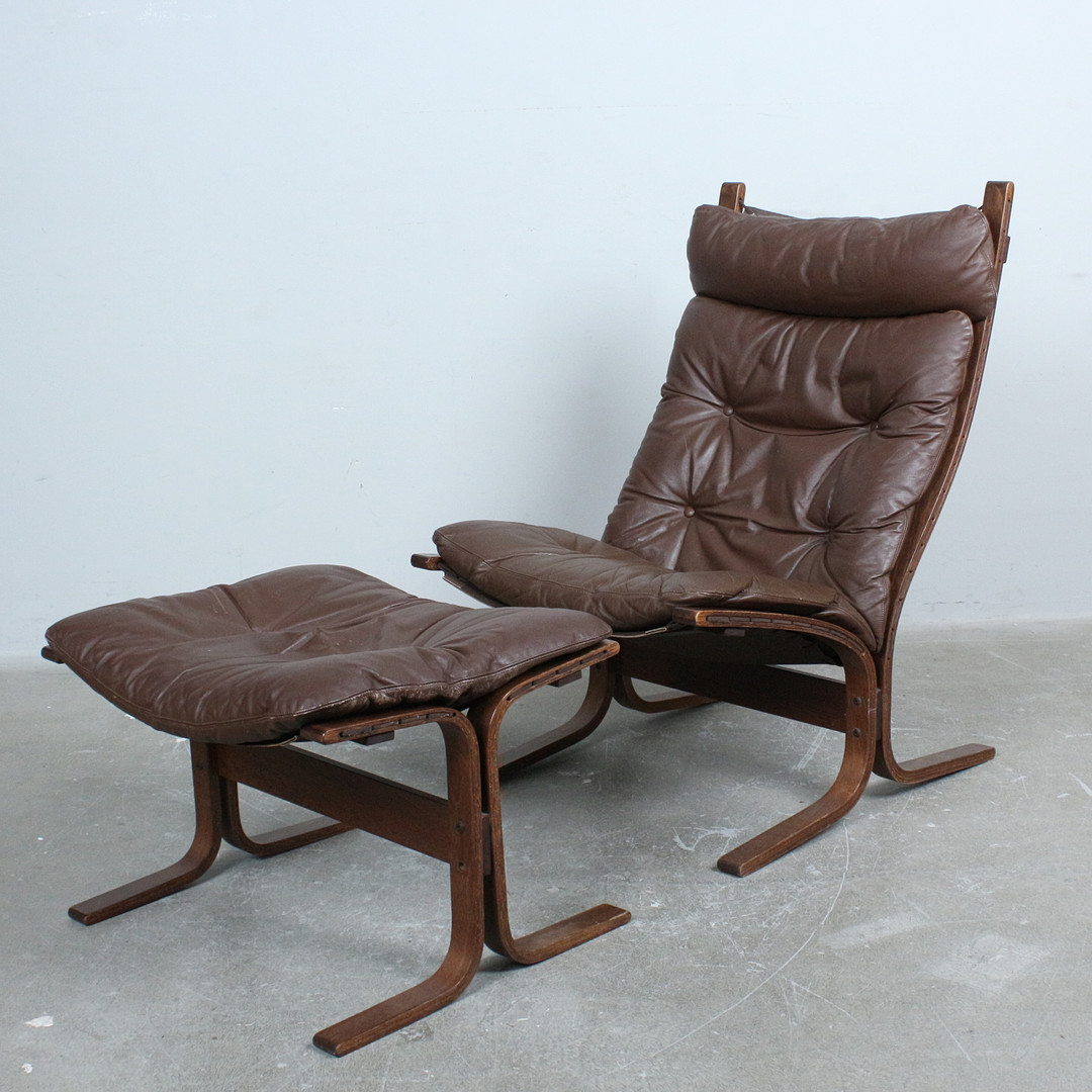 INGMAR RELLING. Westnofa, Lounge Chair / Freischwinger mit Ottomane, Modell 'Siesta', Leder, Norwegen, 1960er Jahre.