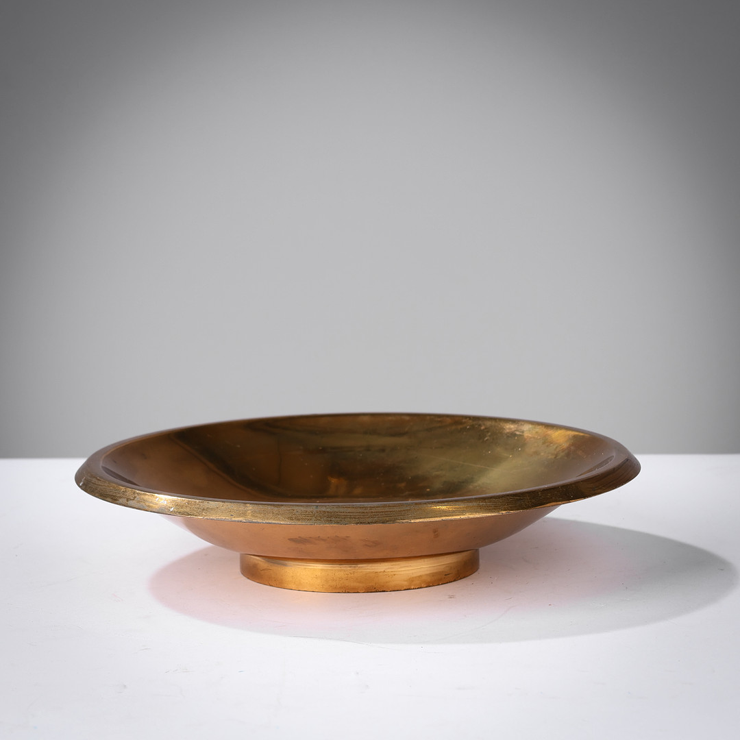 EVAN JENSEN. Fad af poleret bronze, motiv med to kvinder, 275 B, Danmark, 1940'erne.