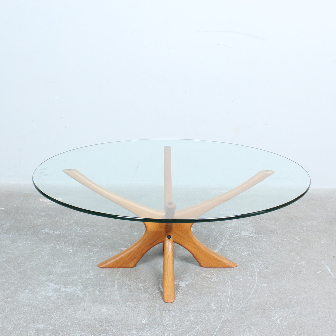 ILLUM WIKKELSØ. für Niels Eilersen, Couchtisch, Modell '' T118 '' , Teak, Glas, 1970er, Dänemark.