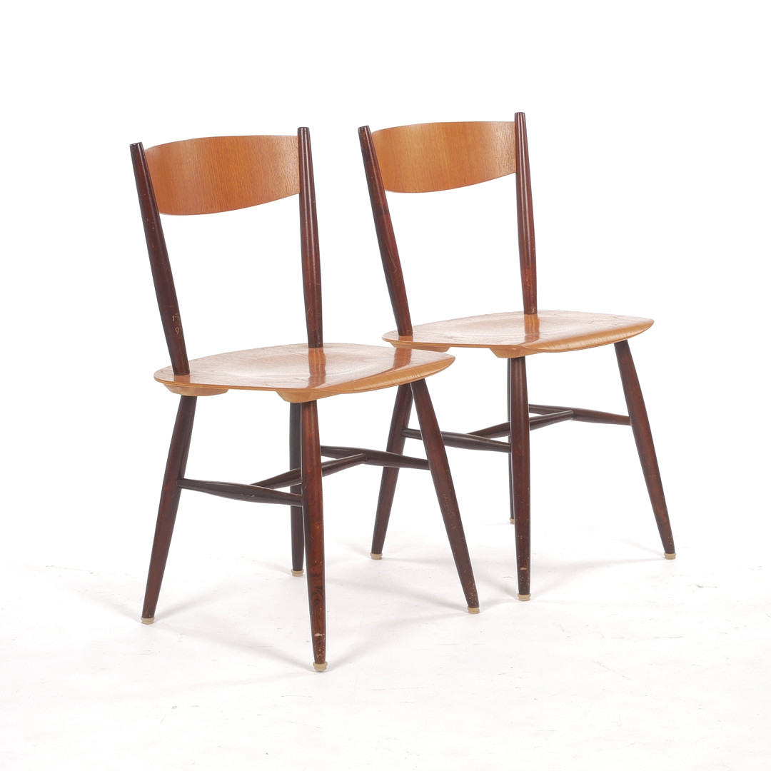 ILMARI TAPIOVAARA. Stolar, 2 stycken, "Fanett", teakfanerade, Edsbyverken, 1958.