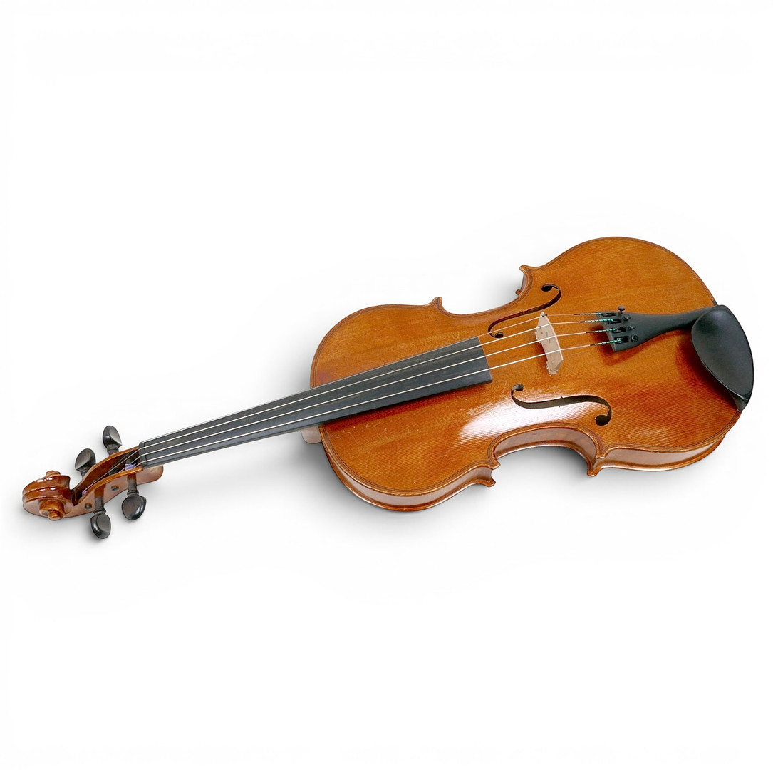 AN ENGLISH VIOLA BY JULIET BARKER CAMBRIDGE.