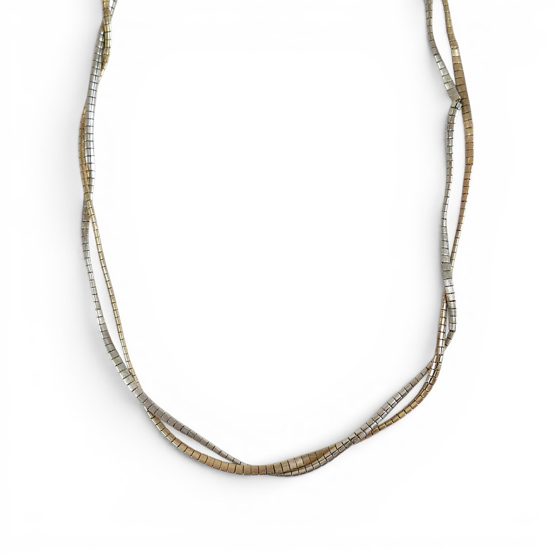 9CT GOLD ITALIAN NECKLACE.