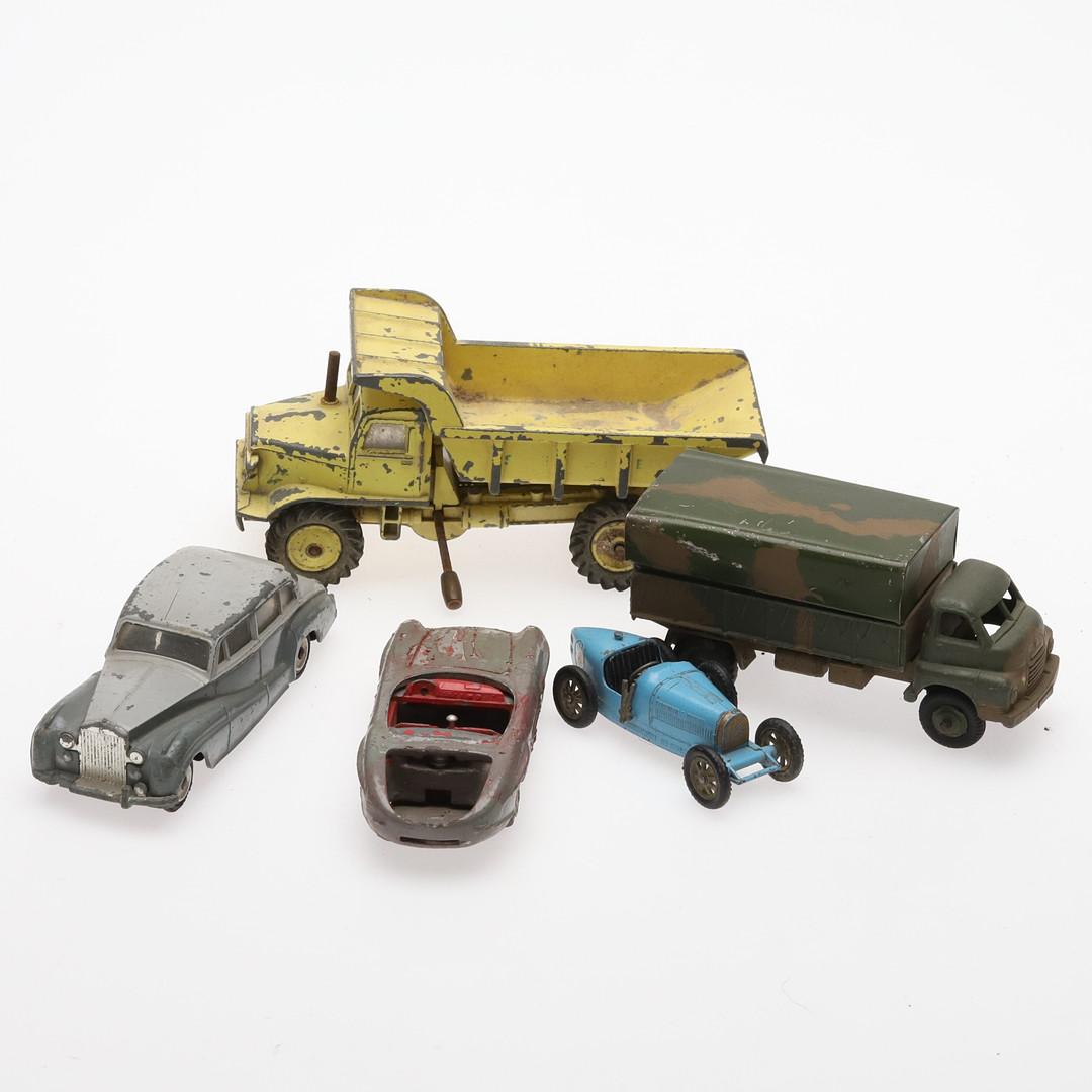 MODELBILAR, 5 st, Dinky toys, Tekno.