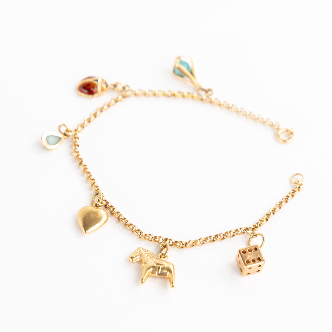 armband med berlocker, 18k guld.