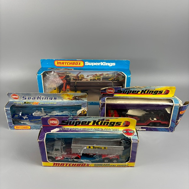MATCHBOX SUPERKINGS, TRANSPORTERS.