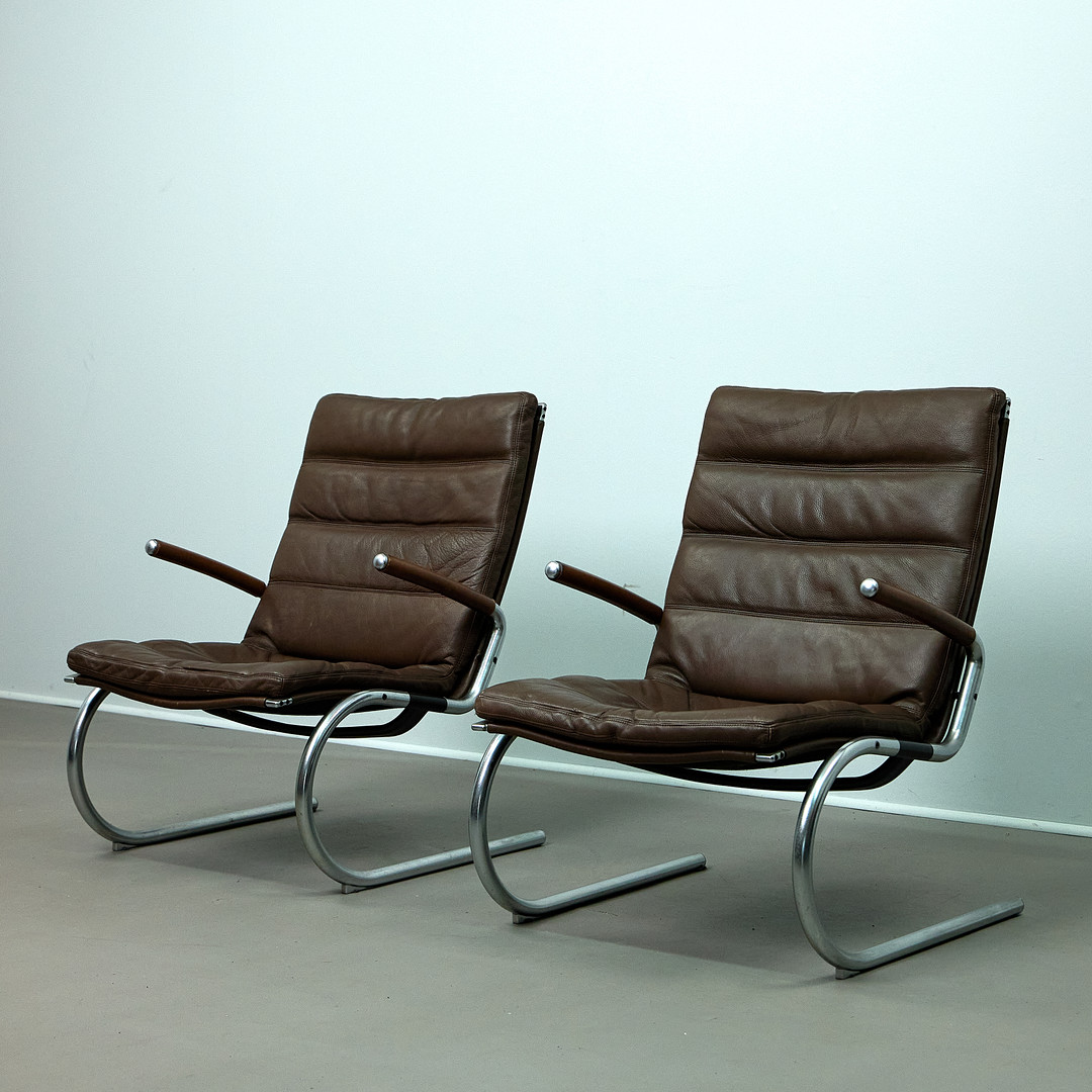 JØRGEN KASTHOLM. Kusch+Co, zwei Freischwinger / Sessel / Lounge Chair, Leder, Stahl, 1960er Jahre, Deutschland (2).