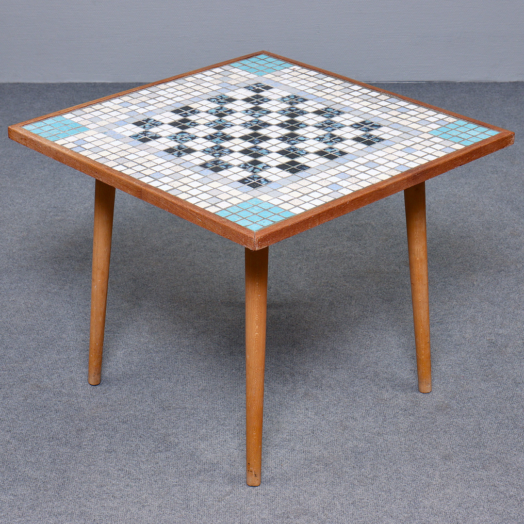 FYRKANTIGT MOSAIKBORD I TEAK, 1960-TAL.