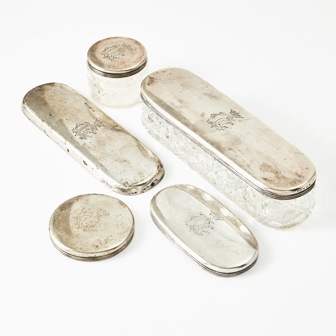 TOALETTSET, glas och silver, 5 delar, CG Hallberg, daterade delvis 1897 samt 1899.