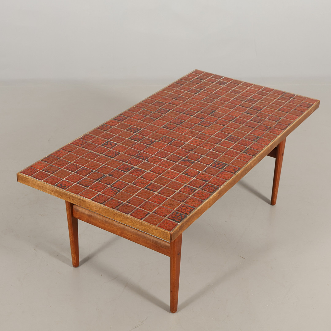 SOFFBORD teak med kakel 1900-talets mitt.