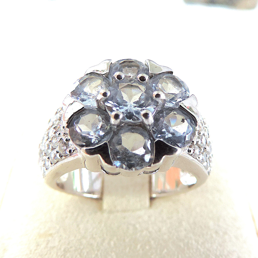 AQUAMARINE GEMSTONE 925 SILVER RING.