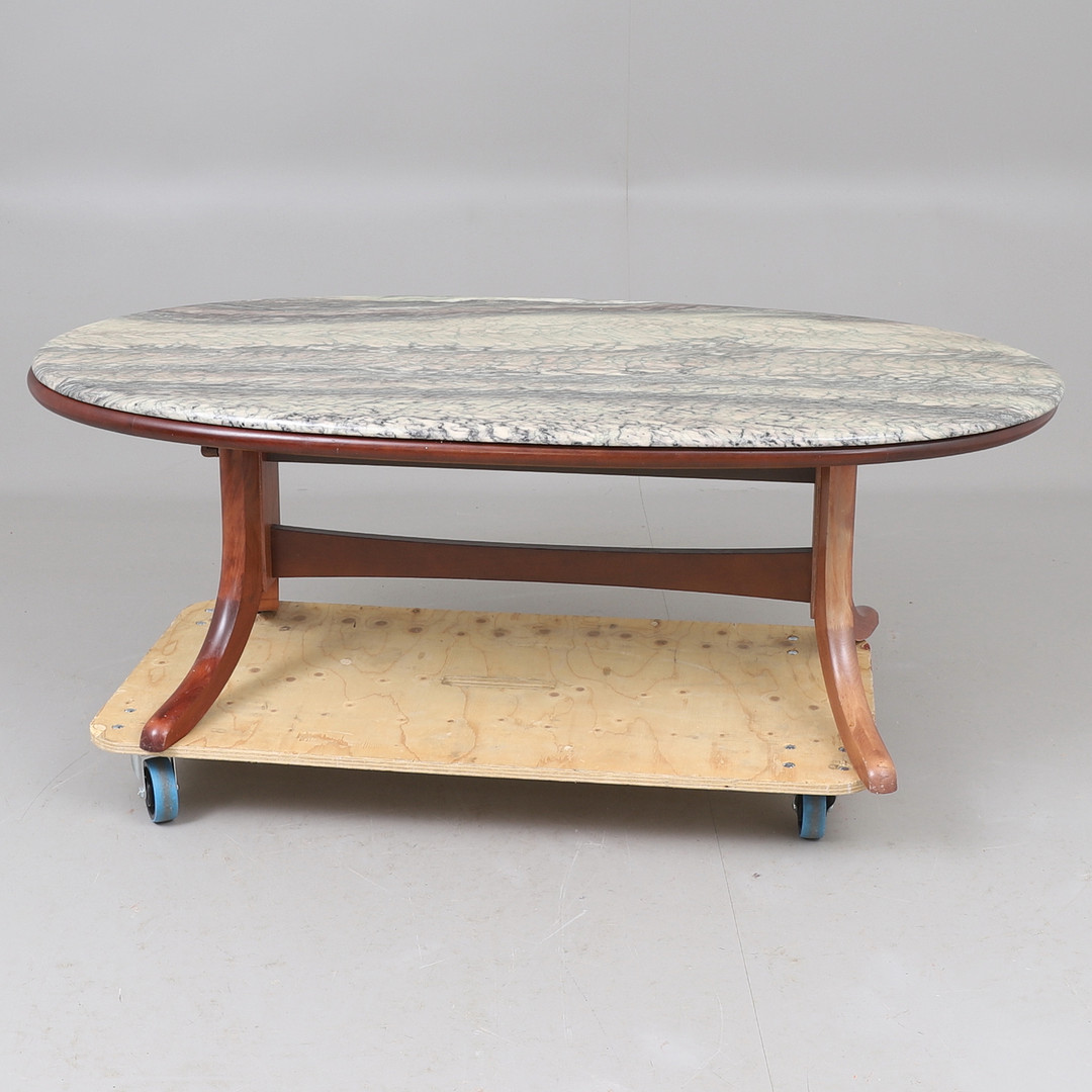 SOFFBORD, trä, onyx, 1900-talets senare del.