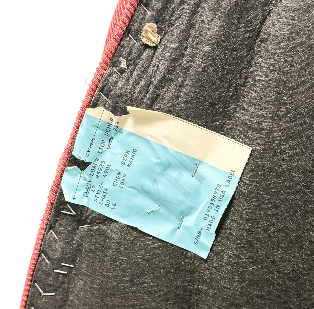 FÅTÖLJ, Textil och Mahogny, Klaussner, USA.