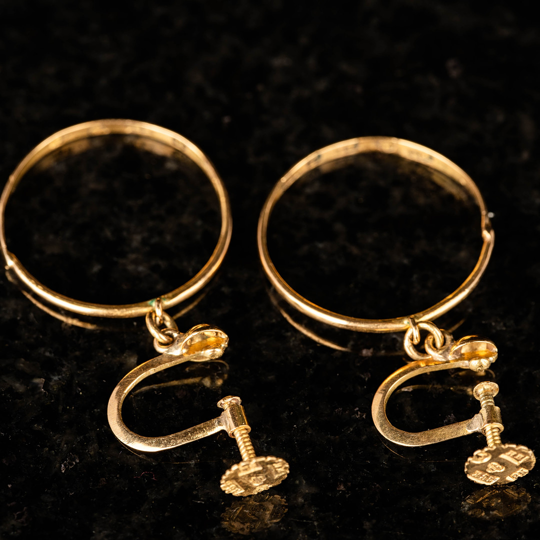 ÖRHÄNGEN. 18K Guld 1900-tal.