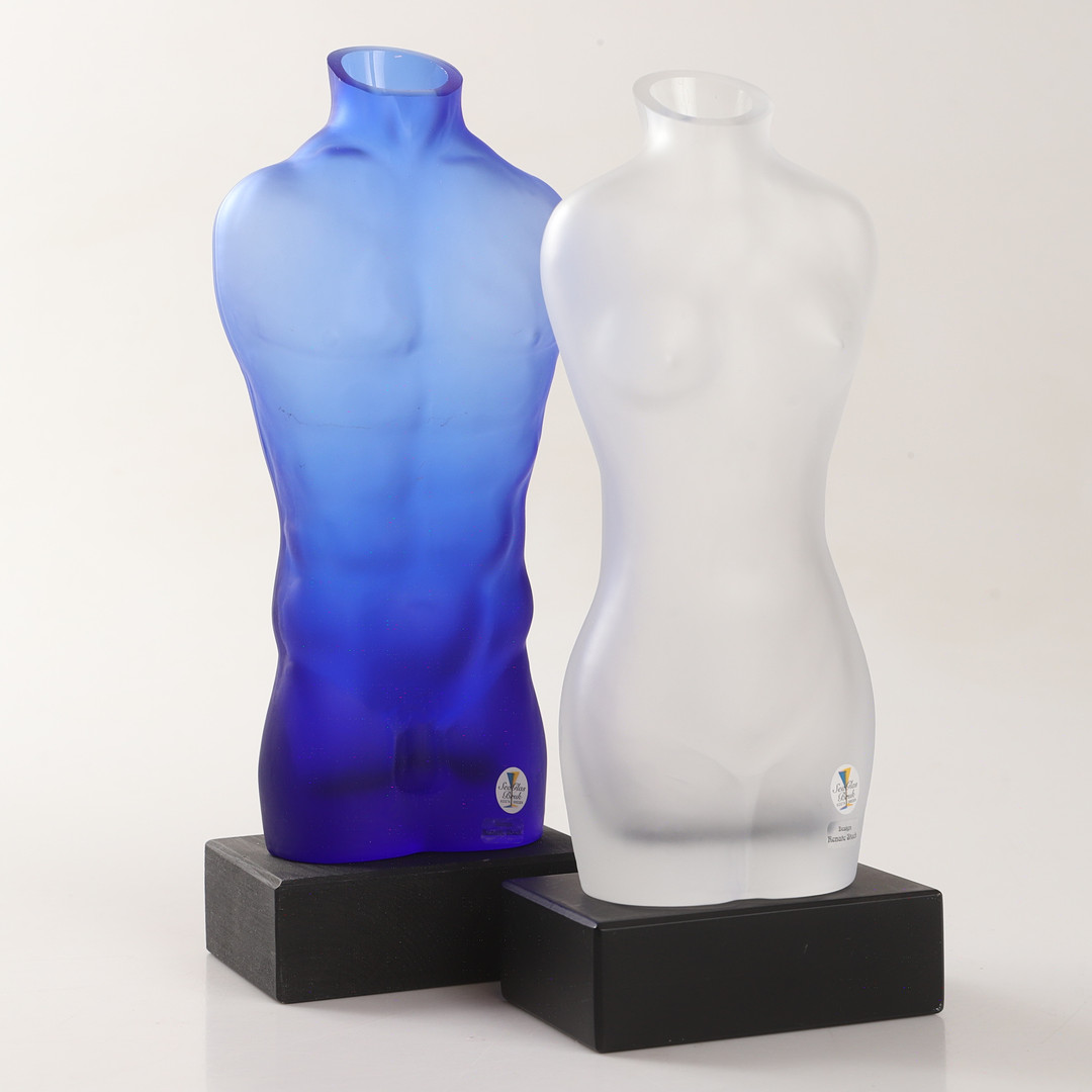 RENATE STOCK. Skulpturer, 2 stycken, i form av kroppar, glas, Sea Glasbruk.