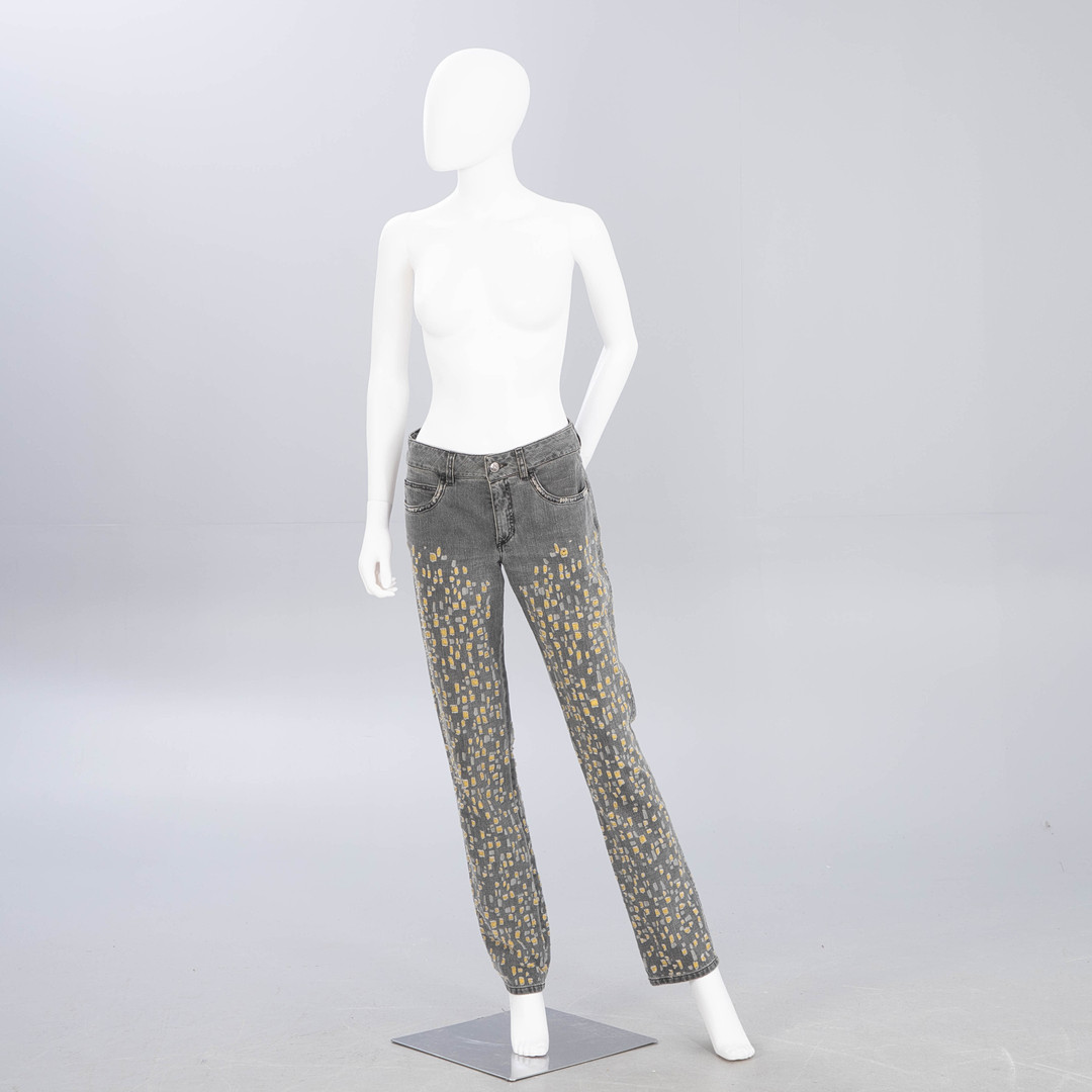 CHANEL. Jeans, 2011, FR 38.
