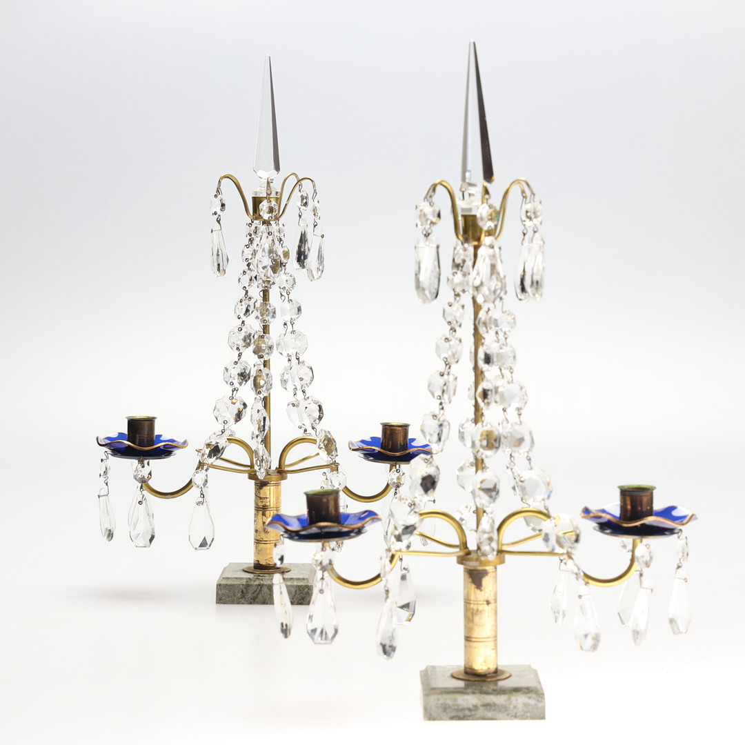 BORDSLYSTRAR, 2 st. Mässing/metall & glas, 1900-tal.