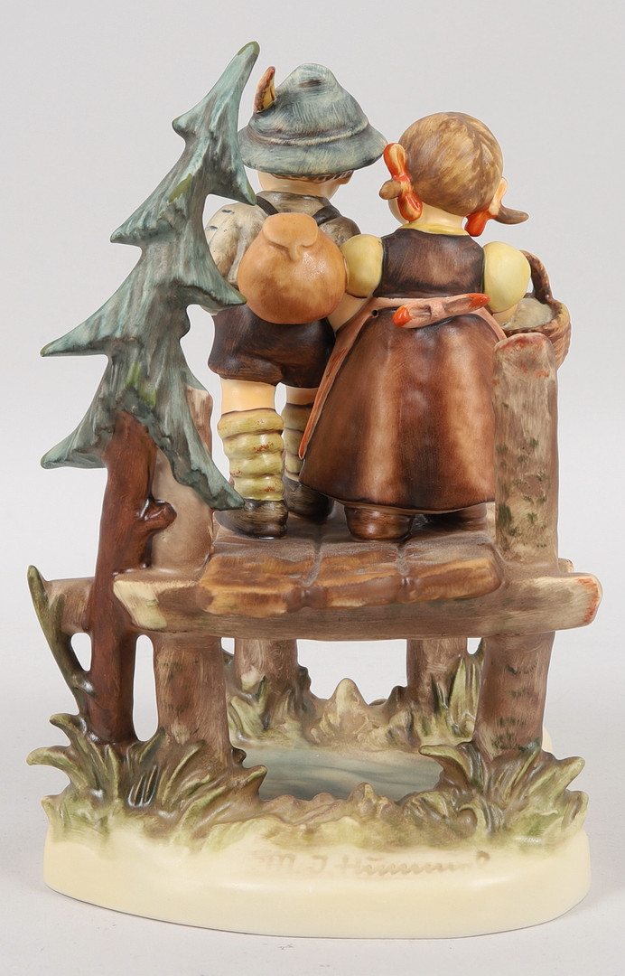 MARIA INNOCENTIA HUMMEL. Figurin, "On Our Way", porslin, Goebel, Tyskland, 1992.